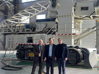 زار العملاء الأجانب شركة Shante Heavy Industry Machinery Co.، Ltd. للقيام بجولة تفقدية ، حيث ناقش الطرفان فرصا جديدة للتطوير التعاوني.