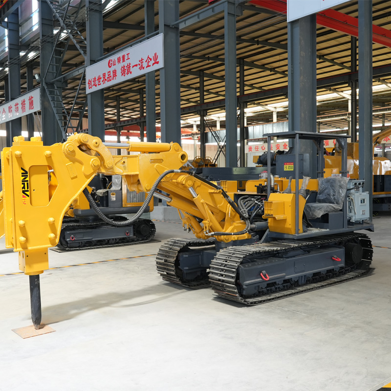 مطرقة كسر الصخور